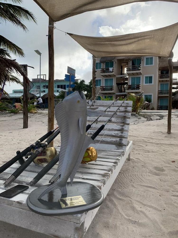 Hotel Arenas Mahahual Exterior photo