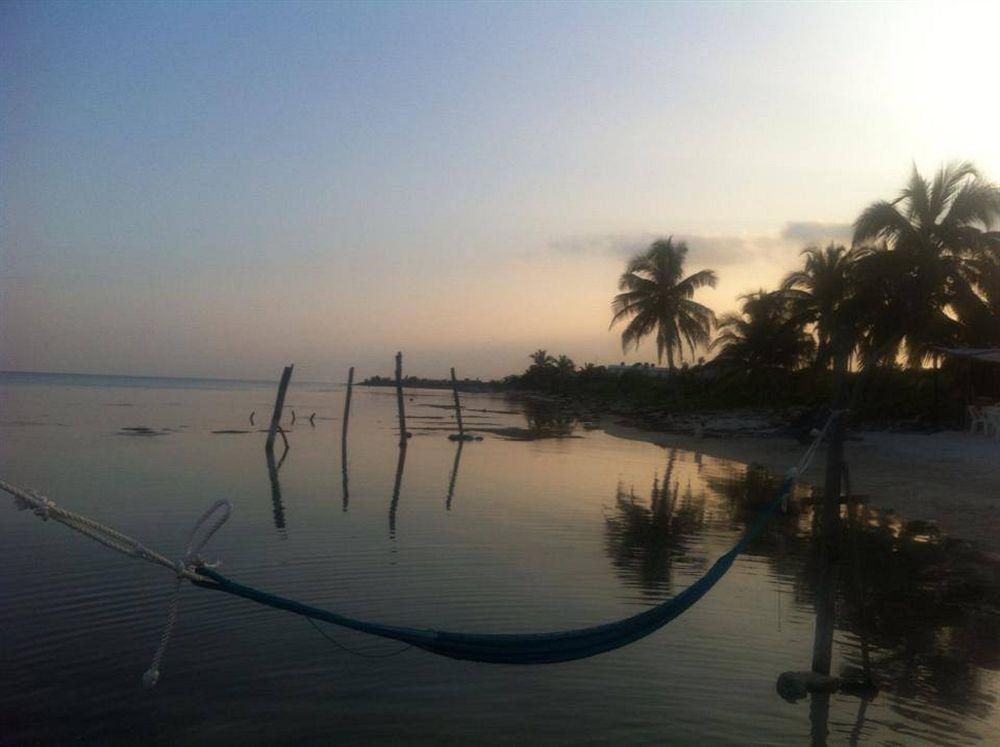 Hotel Arenas Mahahual Exterior photo